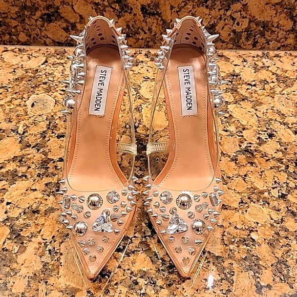 Absolutely stunning Steve Madden high heels. NEW. Size 7.5. - Picture 2 of 11